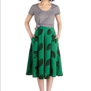 Bettie Page Tatyana Fan Circle Skirt